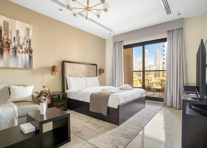 Stylish Downtown Studio